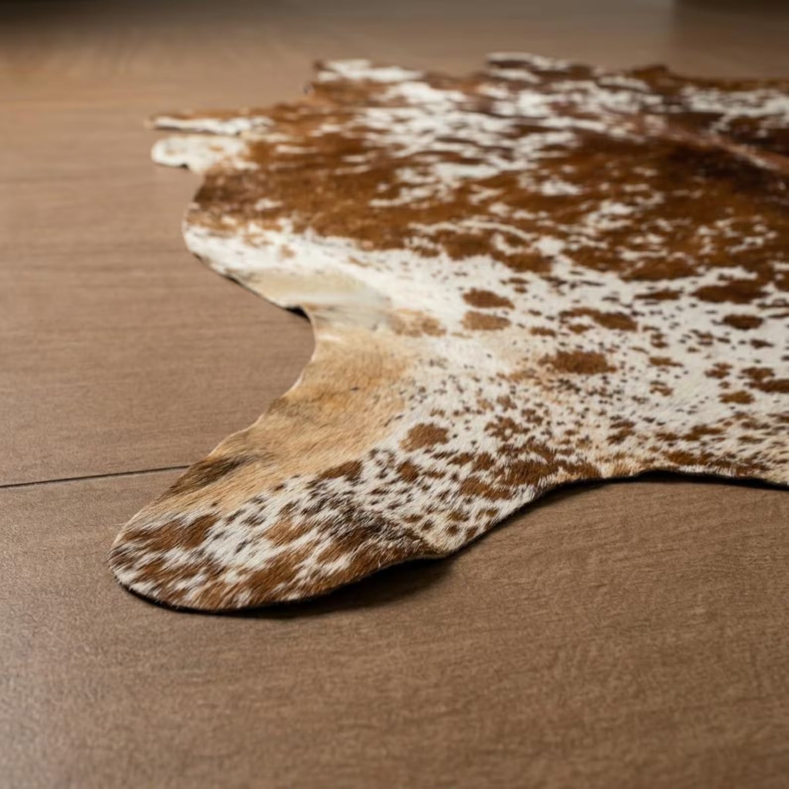 Brown & White Cowhide Rug Price in Pakistan | Premium Genuine Cow Skin Rug | Export Quality