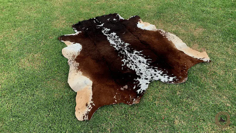 Premium Brown, Black & White Cowhide Rug – Natural Cow Hide Rug in Pakistan