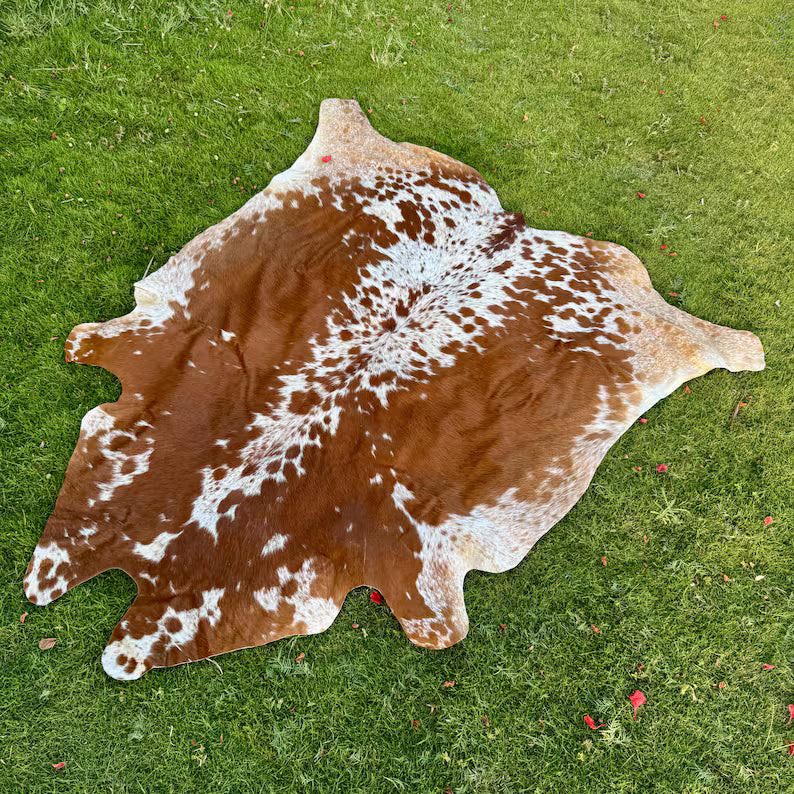 Premium Brown & White Cowhide Rug – Natural Cow Hide Rug in Pakistan