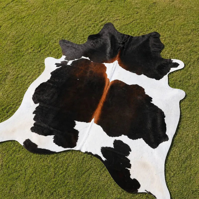 Premium Black & White Genuine Cowhide Rug Price in Pakistan | Natural Cow Skin Carpet
