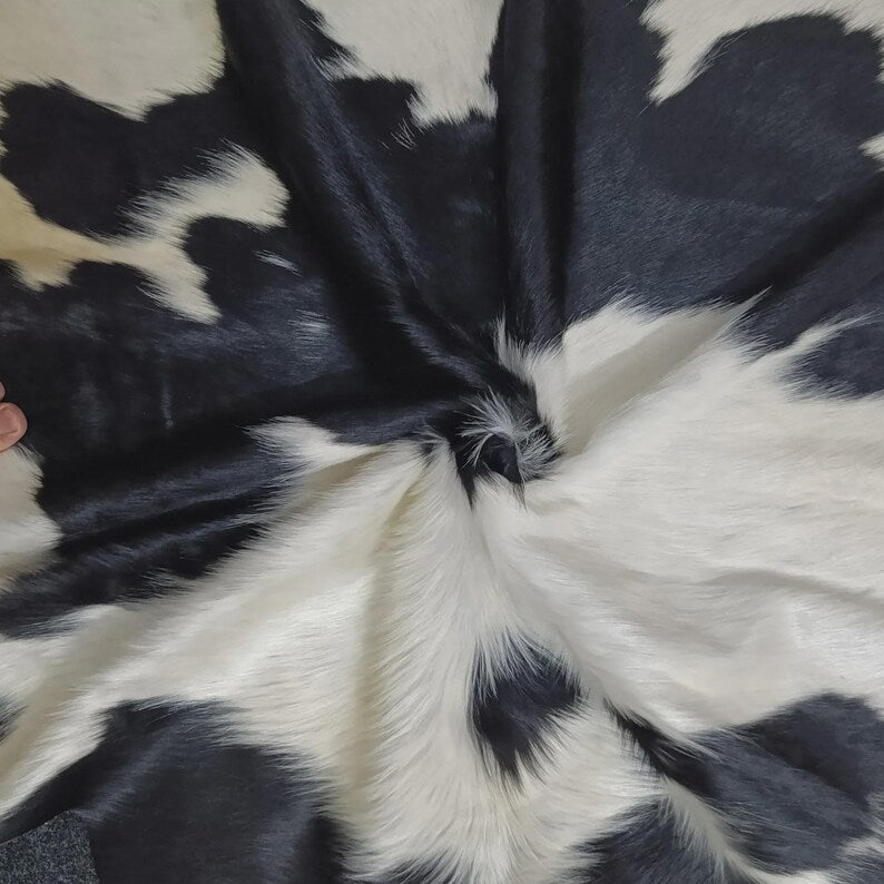 Premium Black & White Genuine Cowhide Rug Price in Pakistan | Natural Cow Skin Leather Carpet