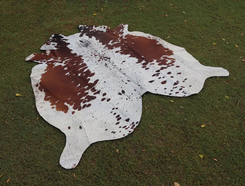 Premium Tricolor Genuine Cowhide Rug In Pakistan | Natural Cow Skin Leather Carpet
